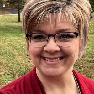 Meet your Posher, April